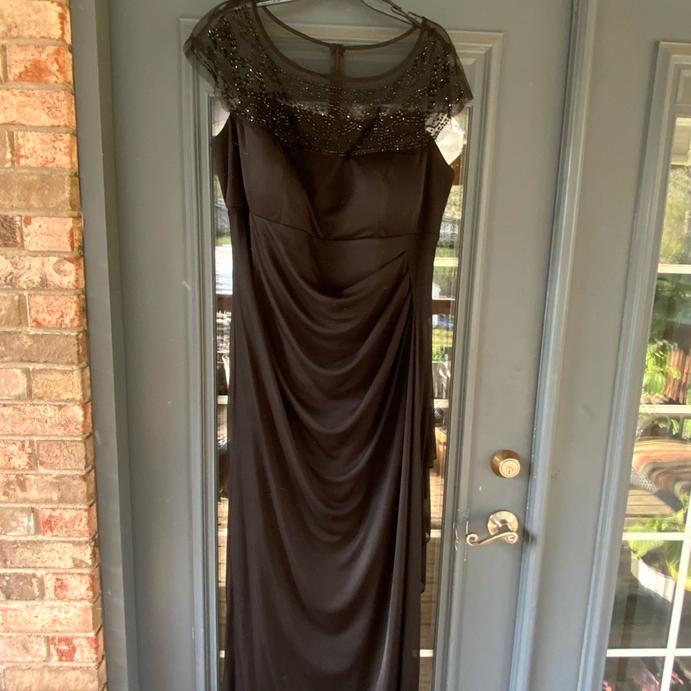 Elegant Black Evening Dress